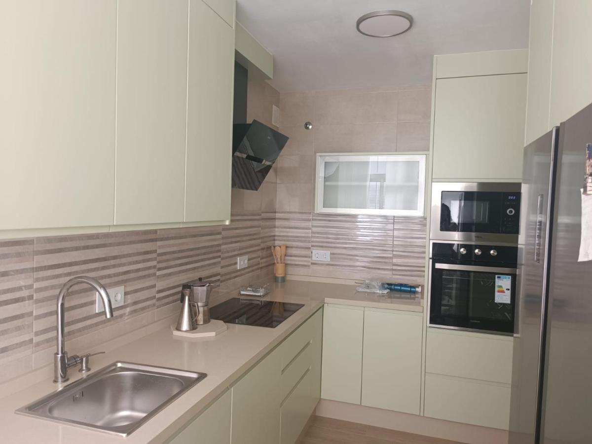Amplia Vivienda Unifamiliar Con 3 Сasa de vacaciones *